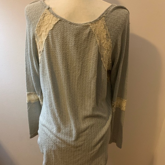 Blu Pepper v-neck blue/gray sweater tunic, size M - Picture 2 of 6